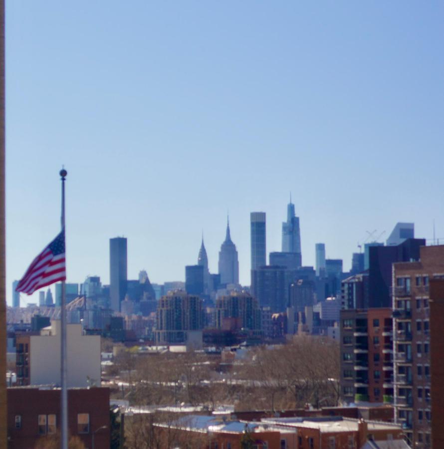 10 Minutes From Nyc - Astoria Lic Queens Cityview Нью-Йорк Екстер'єр фото
